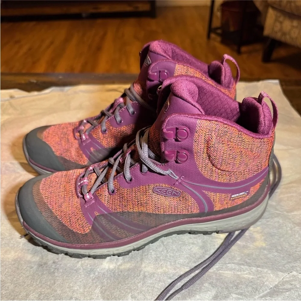 Keen sneakers size 6‎ waterproof